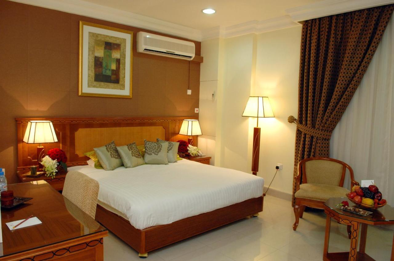 Al Muntazah Plaza Hotel Doha Exterior photo