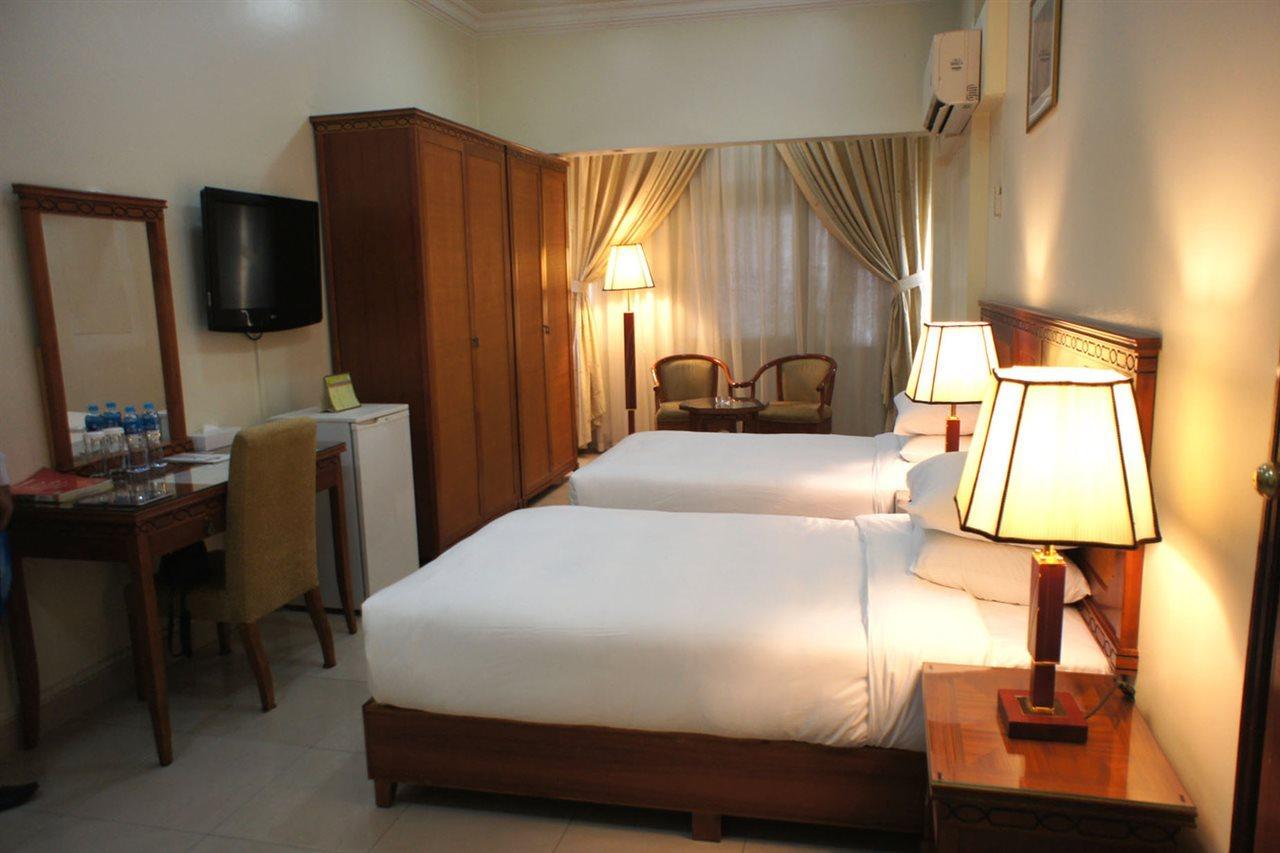 Al Muntazah Plaza Hotel Doha Exterior photo
