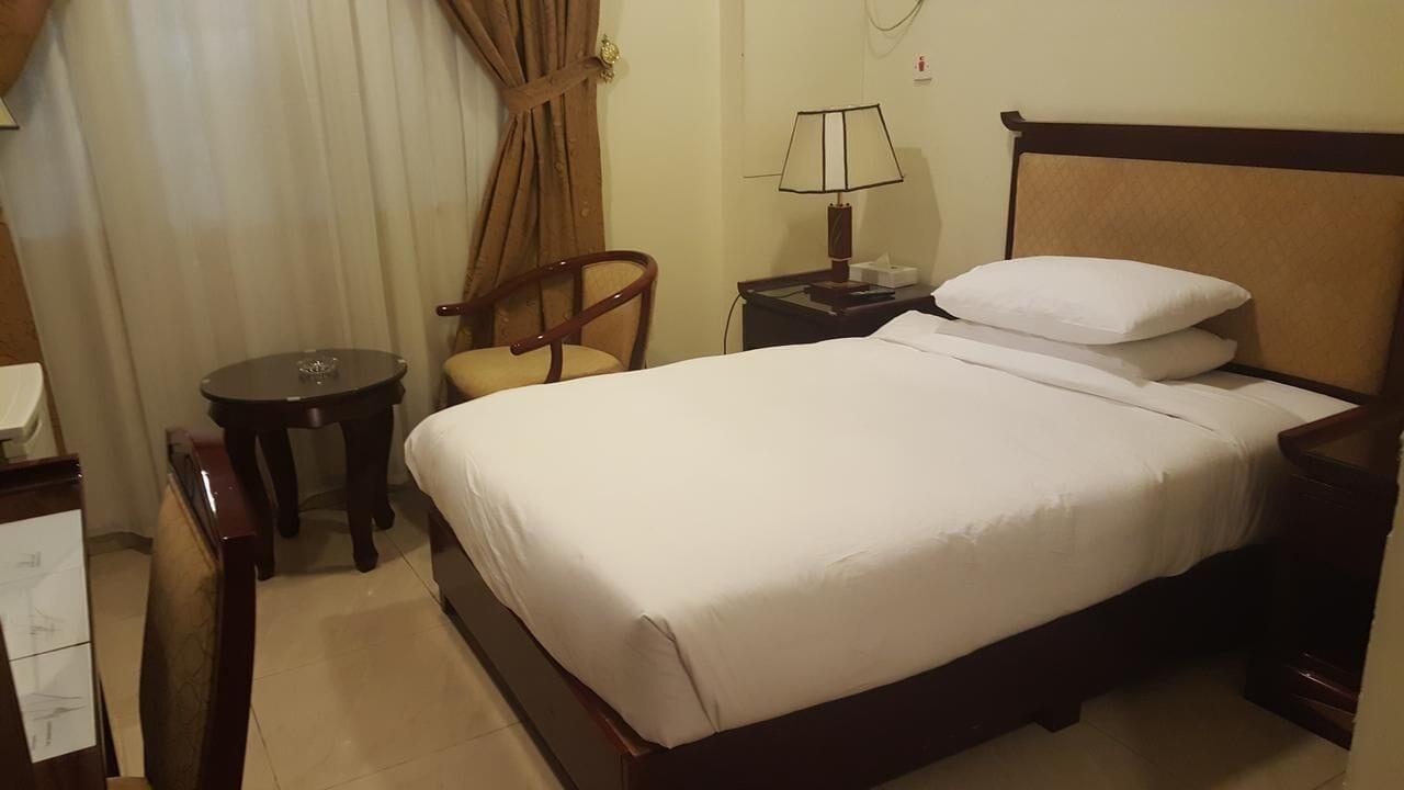 Al Muntazah Plaza Hotel Doha Exterior photo