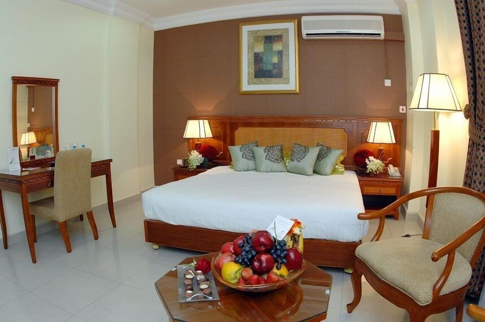 Al Muntazah Plaza Hotel Doha Exterior photo