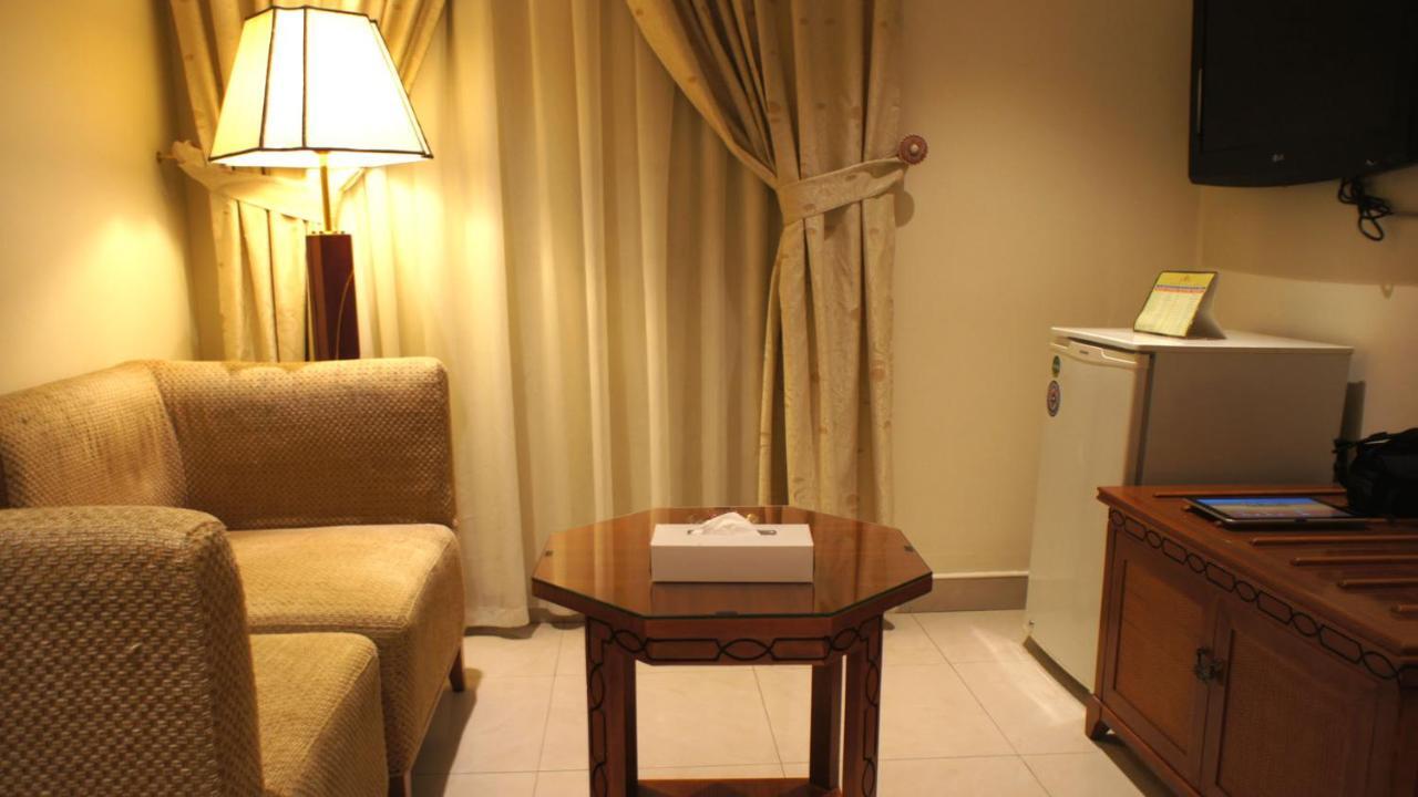 Al Muntazah Plaza Hotel Doha Exterior photo