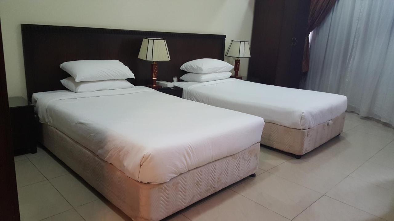 Al Muntazah Plaza Hotel Doha Exterior photo